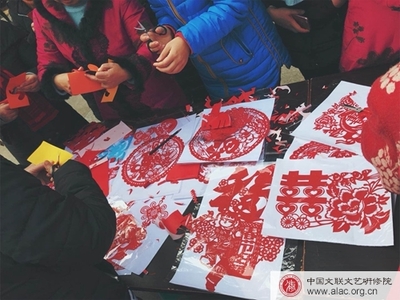 校友動態(tài) | 海外六期陳若愚 推動文藝繁榮發(fā)展要增強五種意識，文藝創(chuàng)作服務(wù)