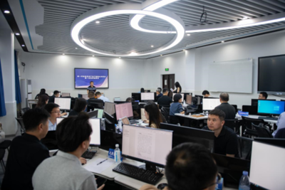 緊抓產教融合新契機，共繪智能時代新篇章——我校承辦新一代信息技術產業產教融合共同體第一次常務理事會側記